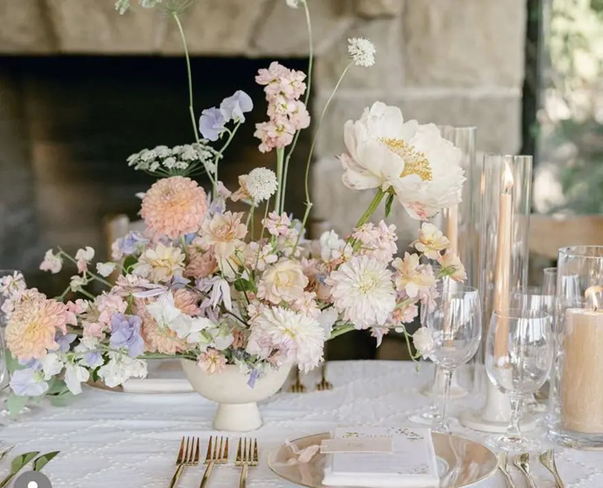 Floral table decor for wedding
